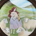 Shepherdess by the sea Ringspindle close up