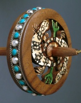 Southwest walnut whorl handcarved and handpainted Ringspindle