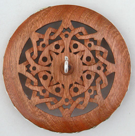 Flemish strapwork Ringspindle front view